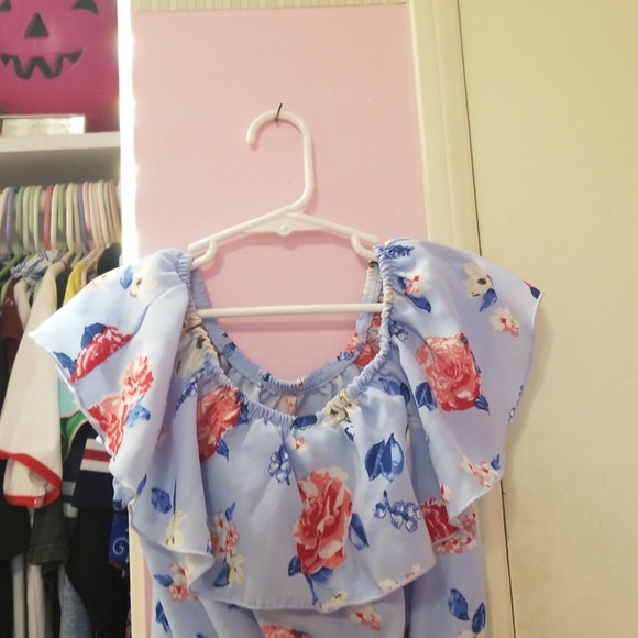 Baby blue floral romper - Picture 3 of 3